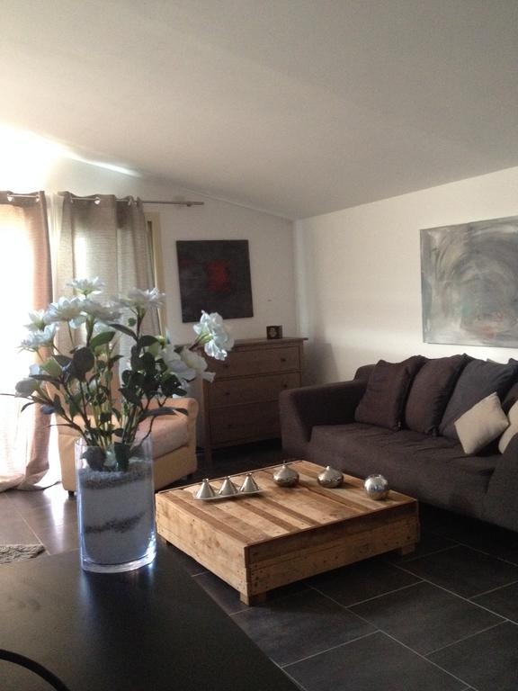 סן-קנה Gite Au Coeur De La Provence & Spa חדר תמונה