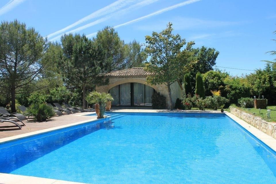 סן-קנה Gite Au Coeur De La Provence & Spa חדר תמונה